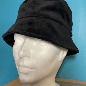 Velvet bucket hat black small